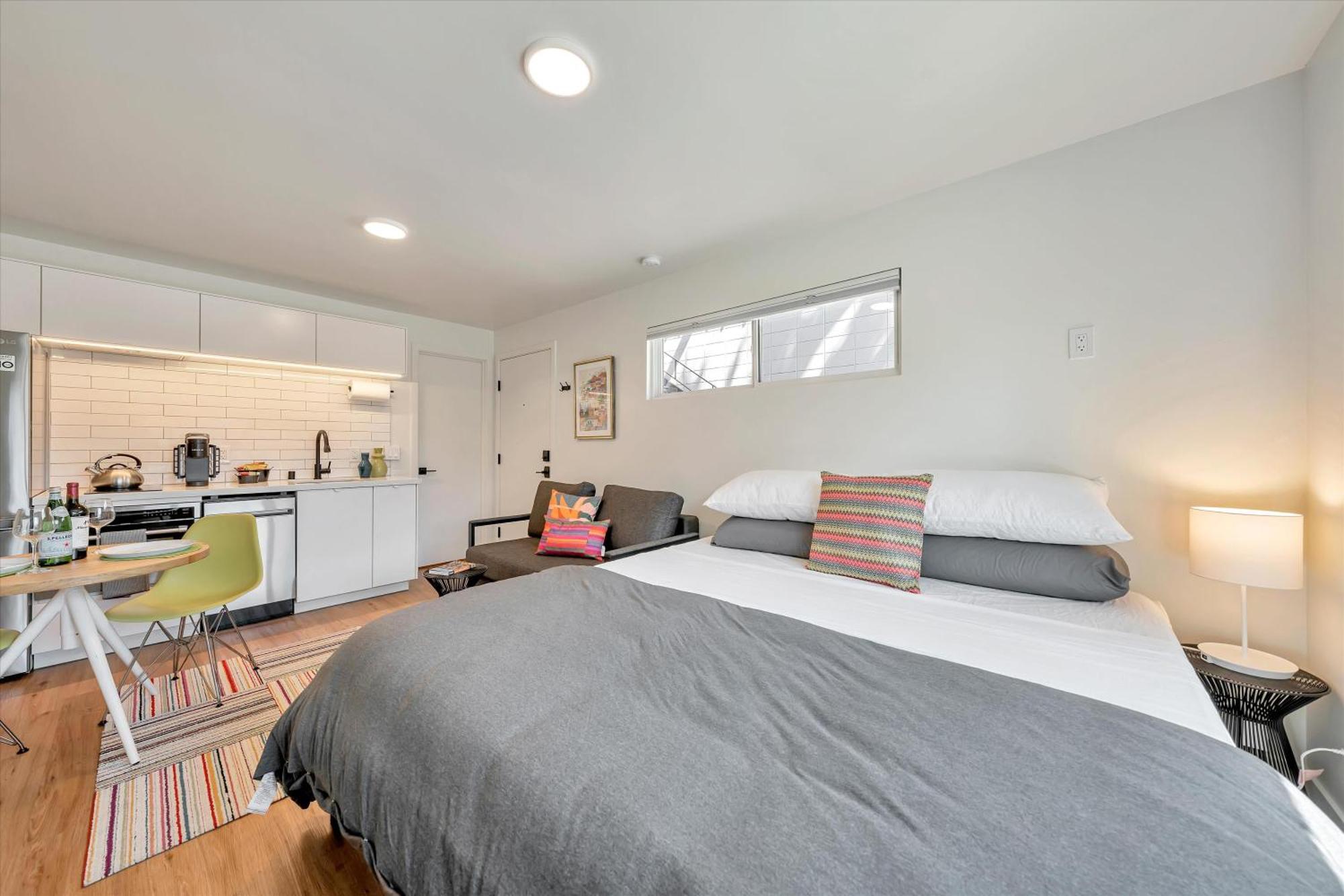 Silicon Valley Stay Apartments Сан-Карлос Экстерьер фото