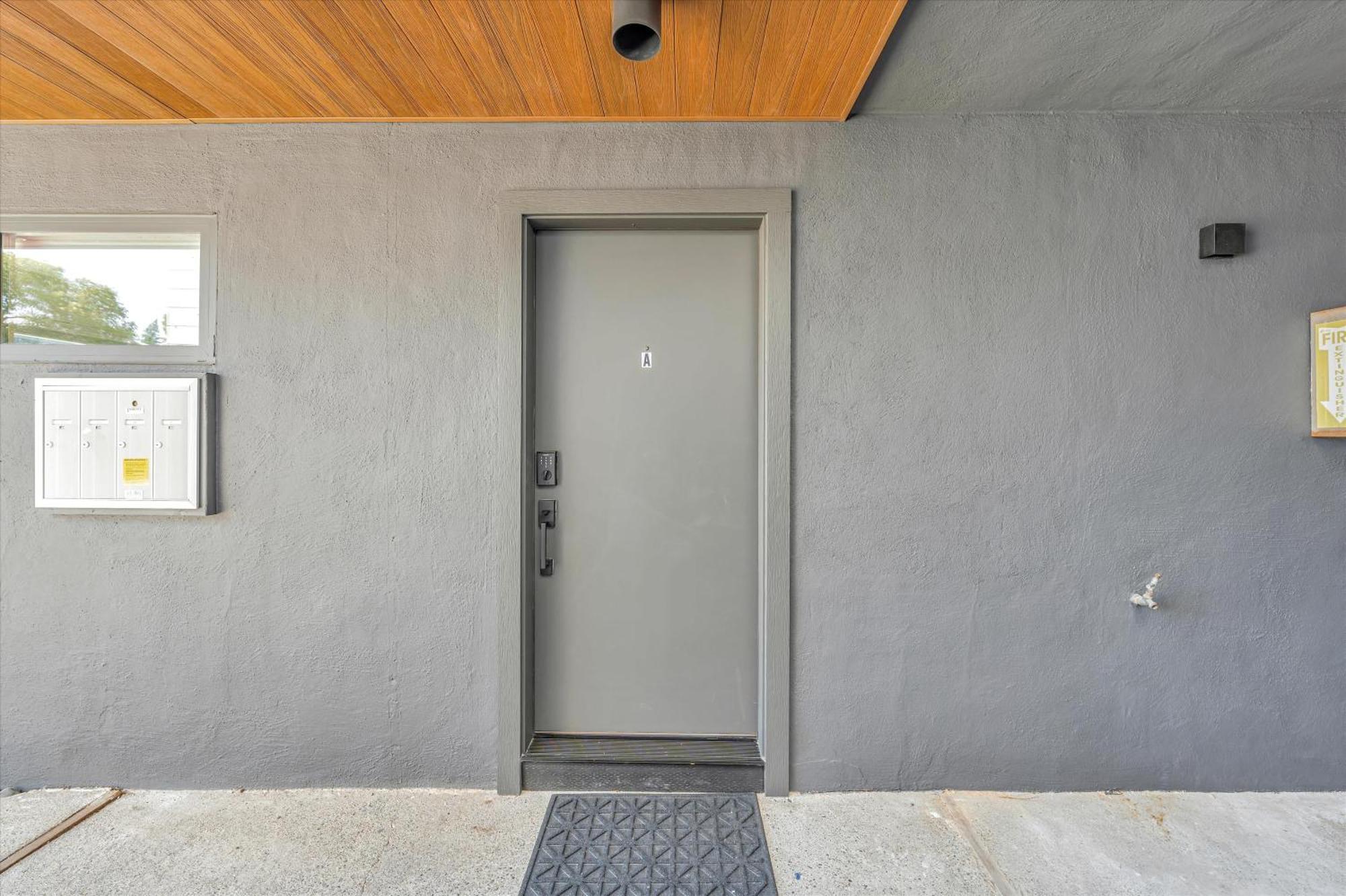 Silicon Valley Stay Apartments Сан-Карлос Экстерьер фото